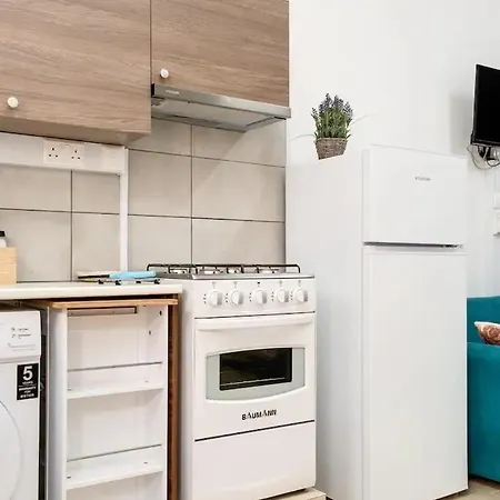Daire Cozy And Traditional - Ec Larnaca